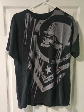 Metal Mulisha Black Tee with Gray Distressed Skull Graphic